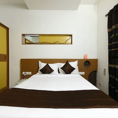 Oyo 9911 Apartment Shylee Niwas Chennai Luaran gambar